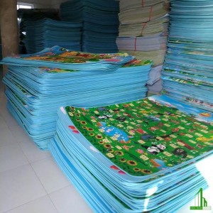 Thảm trải sàn cho bé