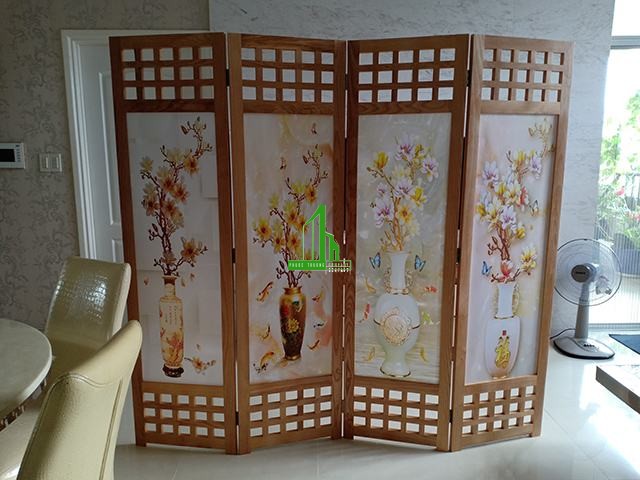 binh phong go phong khach quan 7