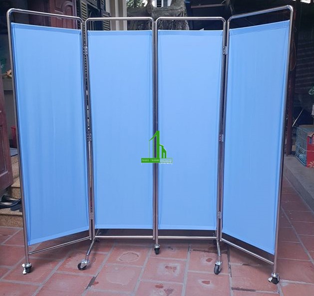 binh phong y te khung inox 4 canh co banh xe